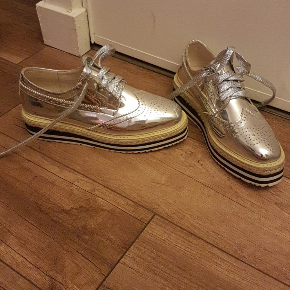 Shoes, platform - Picture 2 of 2